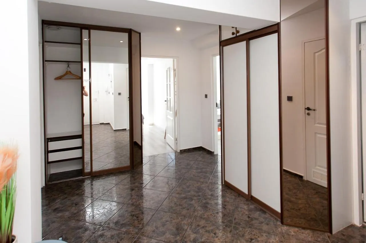 Uroczy Apartament Rzeczna Kolobrzeg 0*,